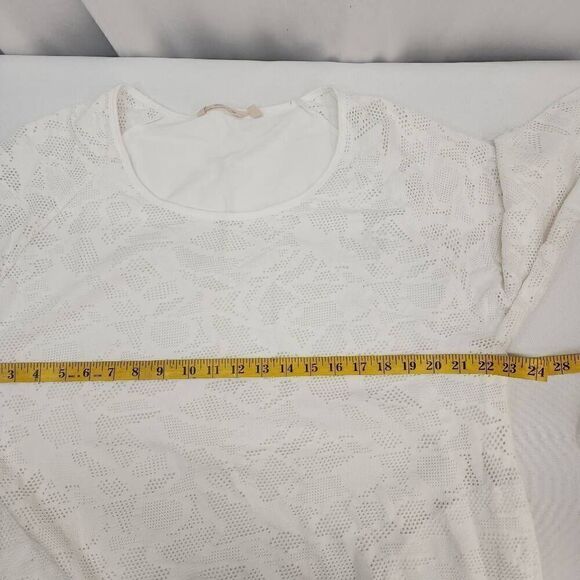 Soft Surroundings Size Large Top Womens White Perforated Raglan Sleeves Cuffed S - Picture 4 of 7